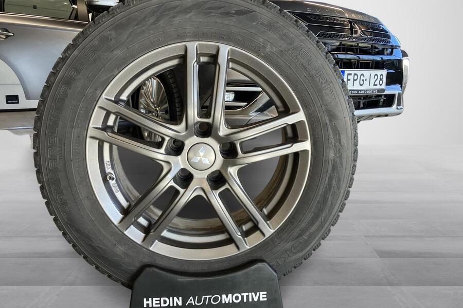 Mitsubishi Outlander PHEV vaihtoauto