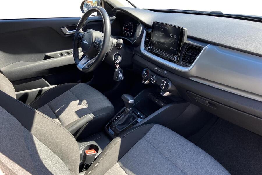 Kia Stonic vaihtoauto