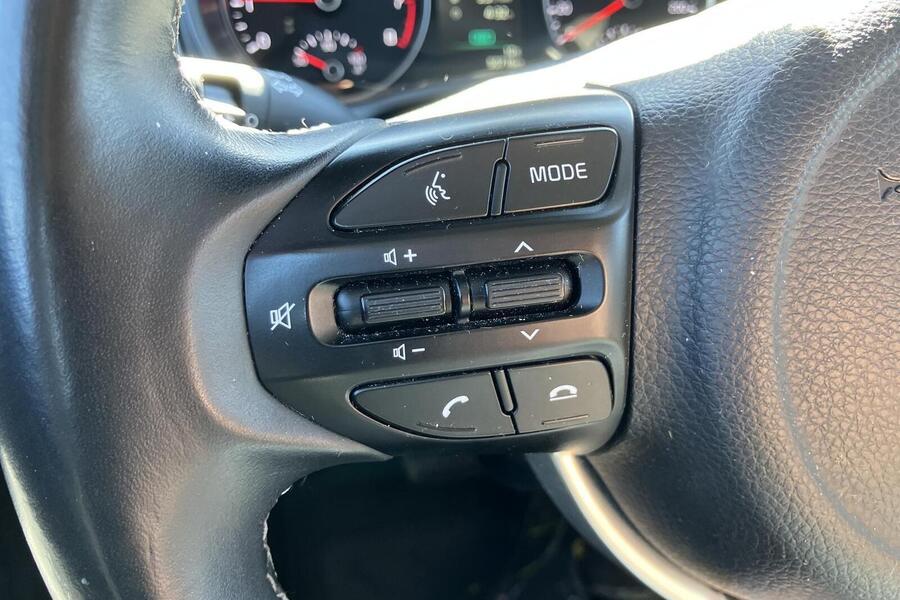 Kia Stonic vaihtoauto