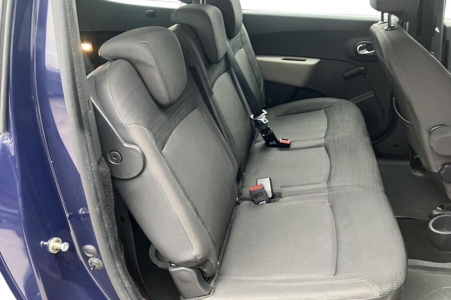 Dacia Lodgy vaihtoauto