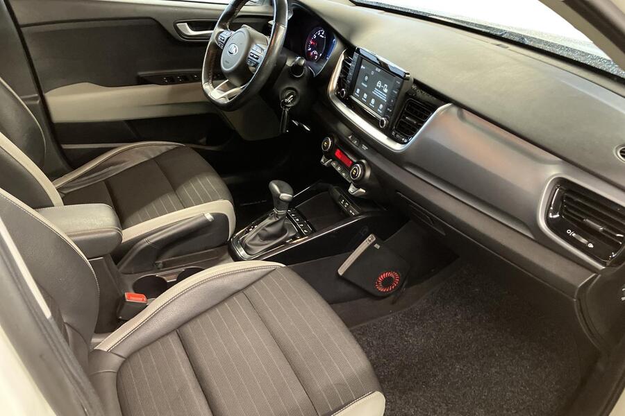 Kia Stonic vaihtoauto