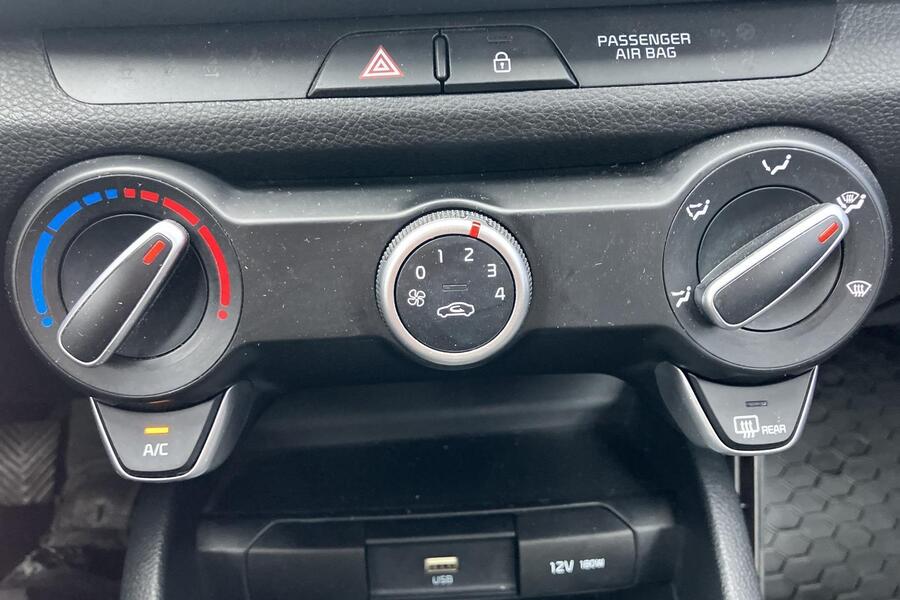 Kia Stonic vaihtoauto