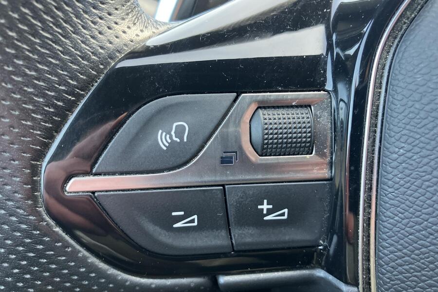 Peugeot 5008 vaihtoauto