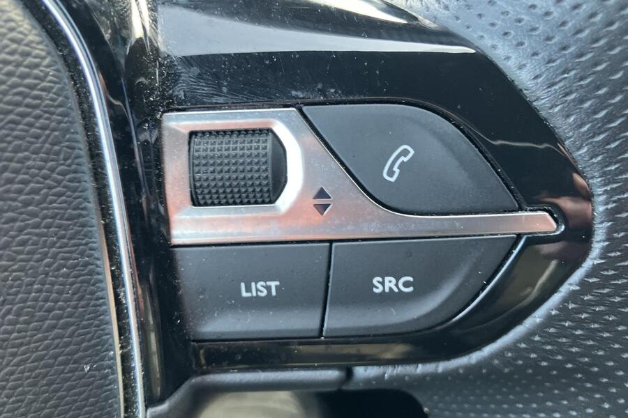 Peugeot 5008 vaihtoauto