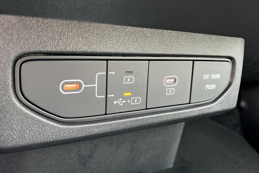 Kia EV4 vaihtoauto