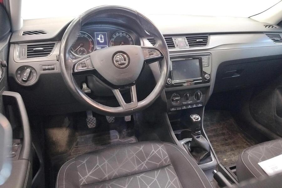 Skoda Rapid vaihtoauto