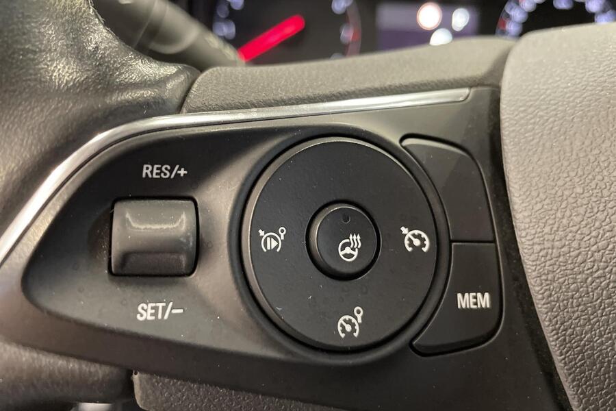 Opel Crossland X vaihtoauto