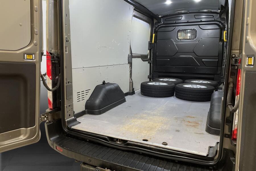 Ford Transit vaihtoauto