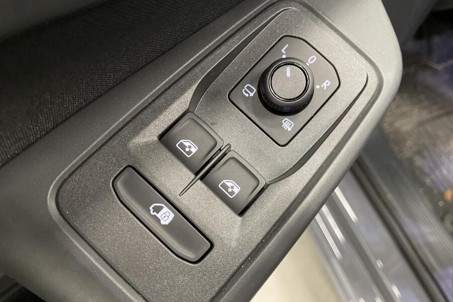 Ford Transit Connect vaihtoauto