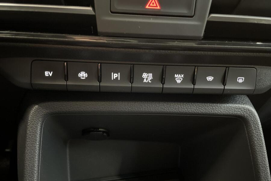 Ford Transit Connect vaihtoauto