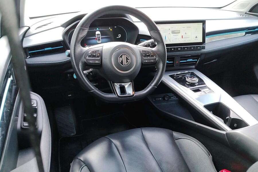 MG MG5 vaihtoauto