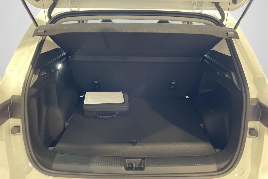 MG MGS5 EV vaihtoauto