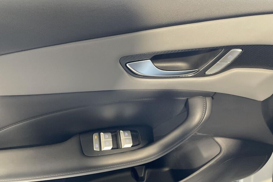 MG MGS5 EV vaihtoauto