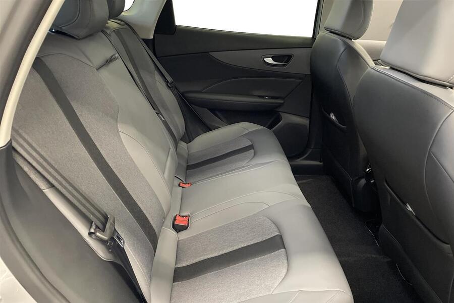 MG MGS5 EV vaihtoauto