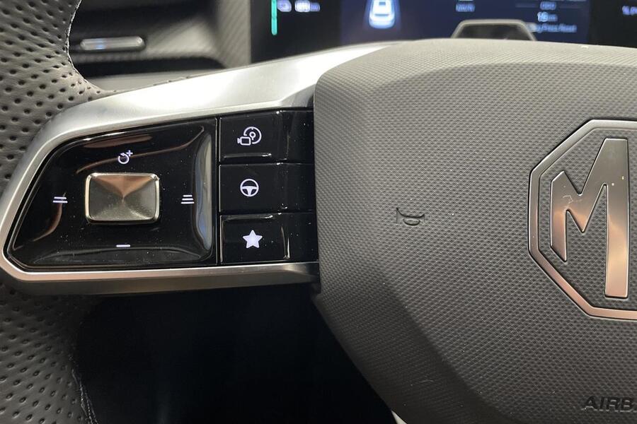 MG MGS5 EV vaihtoauto