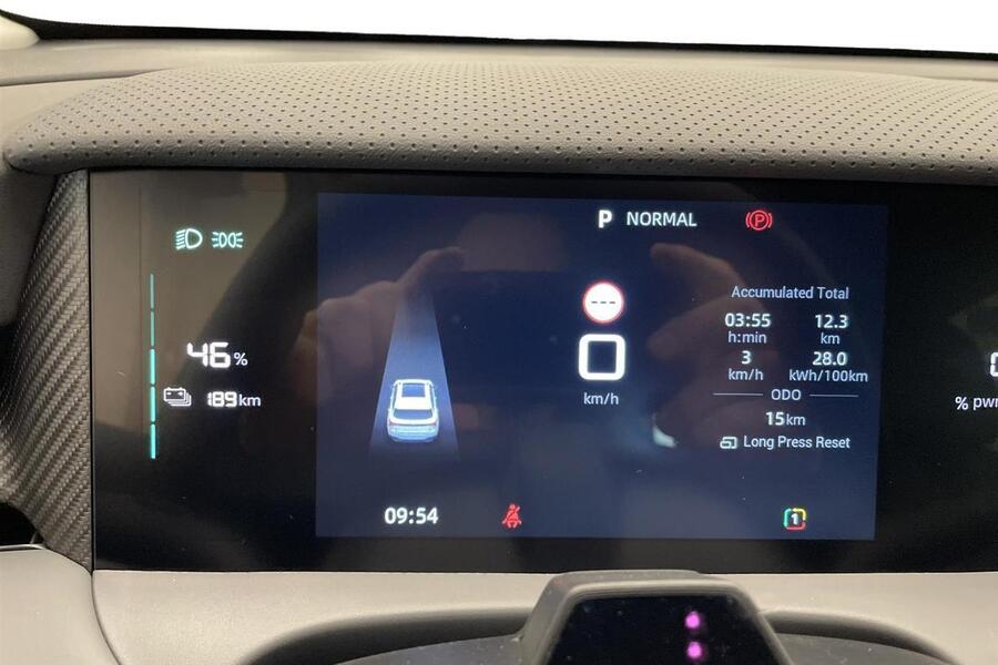 MG MGS5 EV vaihtoauto