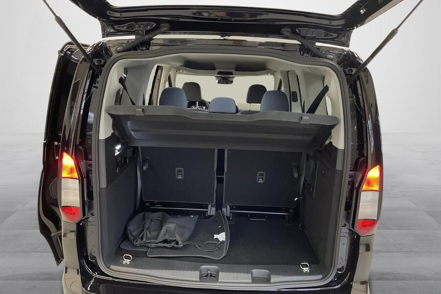 Ford Grand Tourneo Connect vaihtoauto