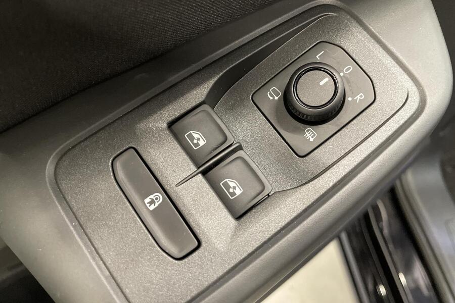 Ford Grand Tourneo Connect vaihtoauto