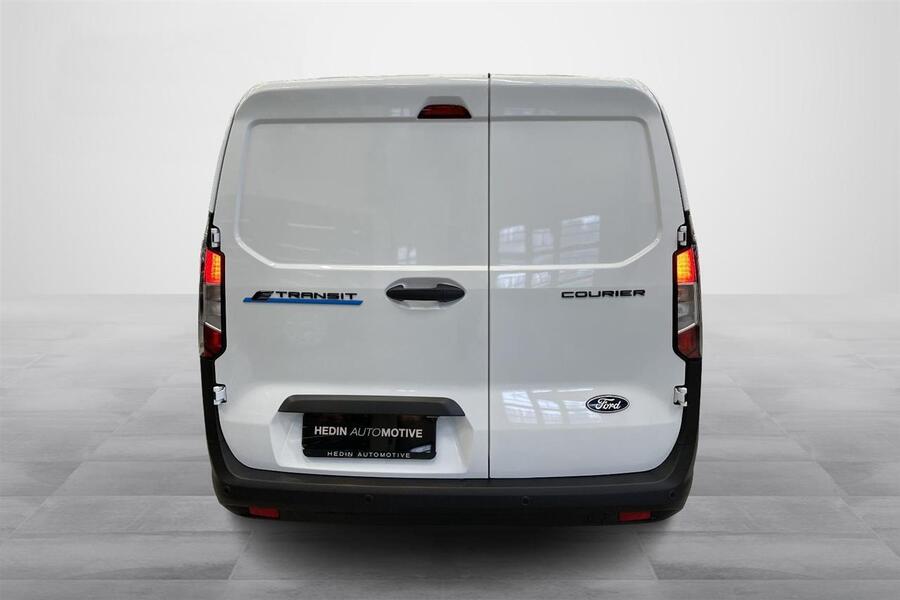Ford Transit Courier vaihtoauto