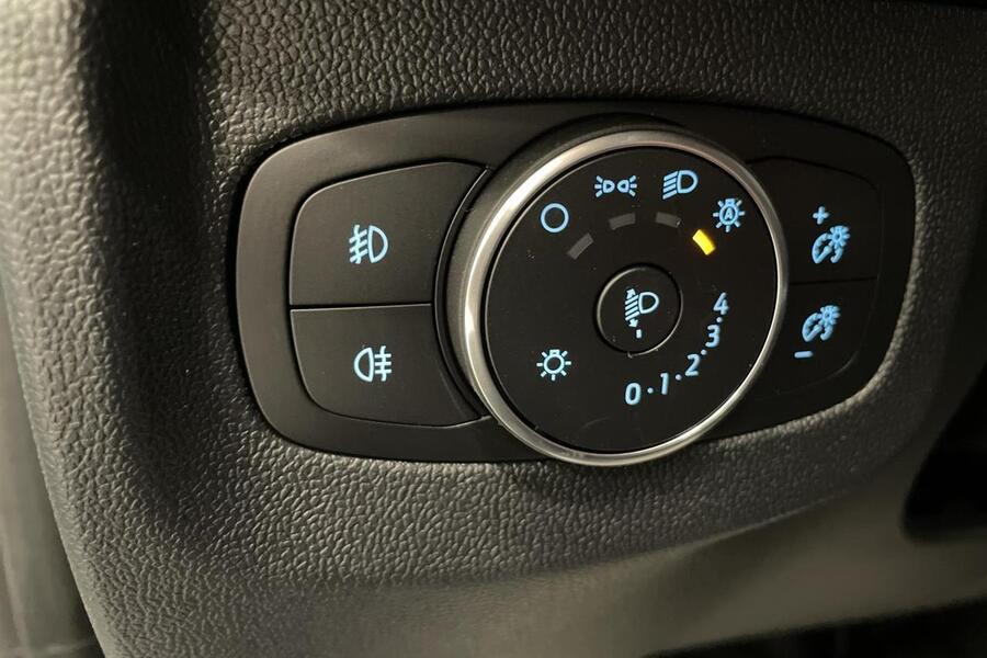 Ford Transit Courier vaihtoauto