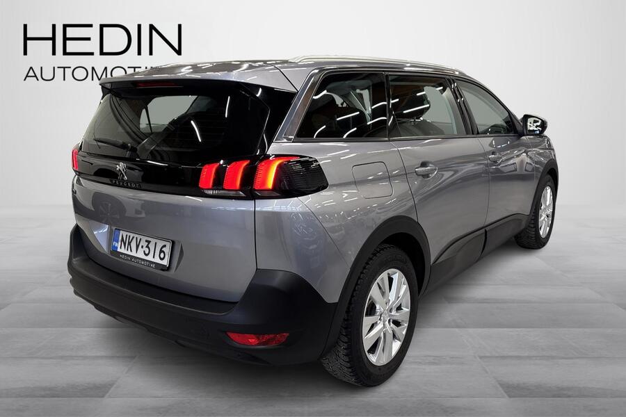 Peugeot 5008 vaihtoauto