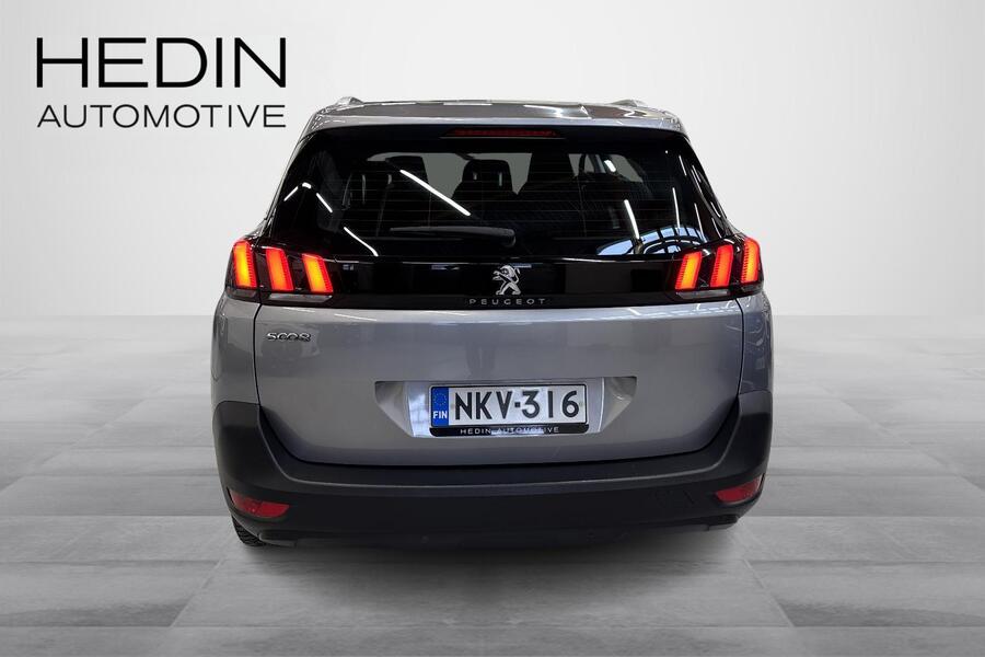 Peugeot 5008 vaihtoauto