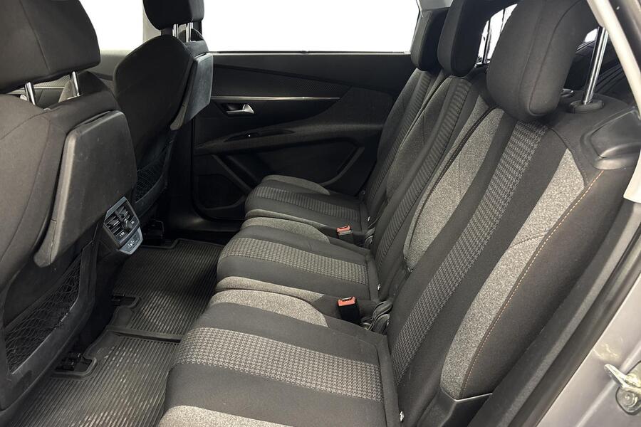 Peugeot 5008 vaihtoauto