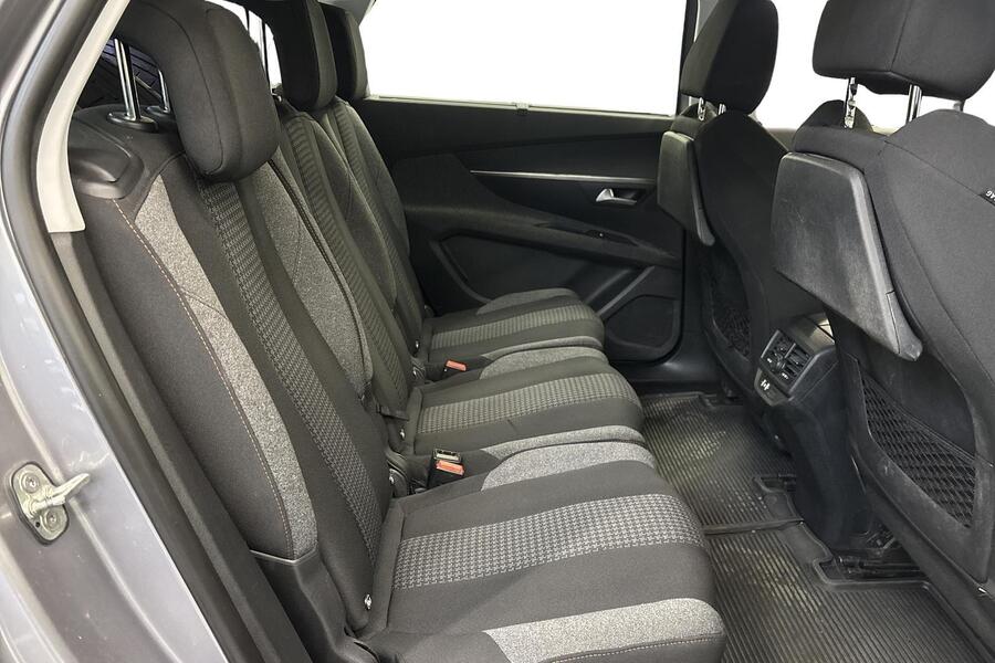 Peugeot 5008 vaihtoauto