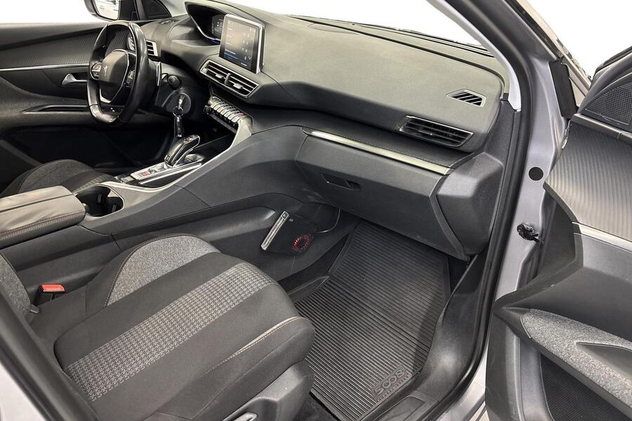 Peugeot 5008 vaihtoauto