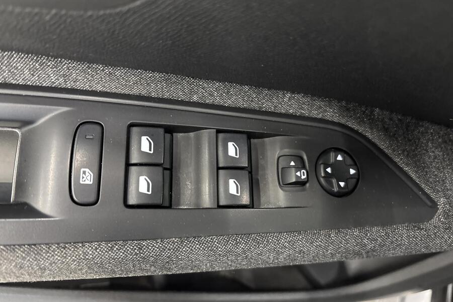 Peugeot 5008 vaihtoauto