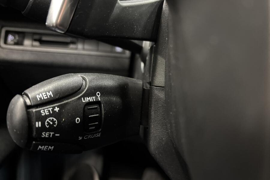 Peugeot 5008 vaihtoauto