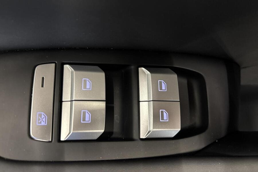 MG MGS5 EV vaihtoauto