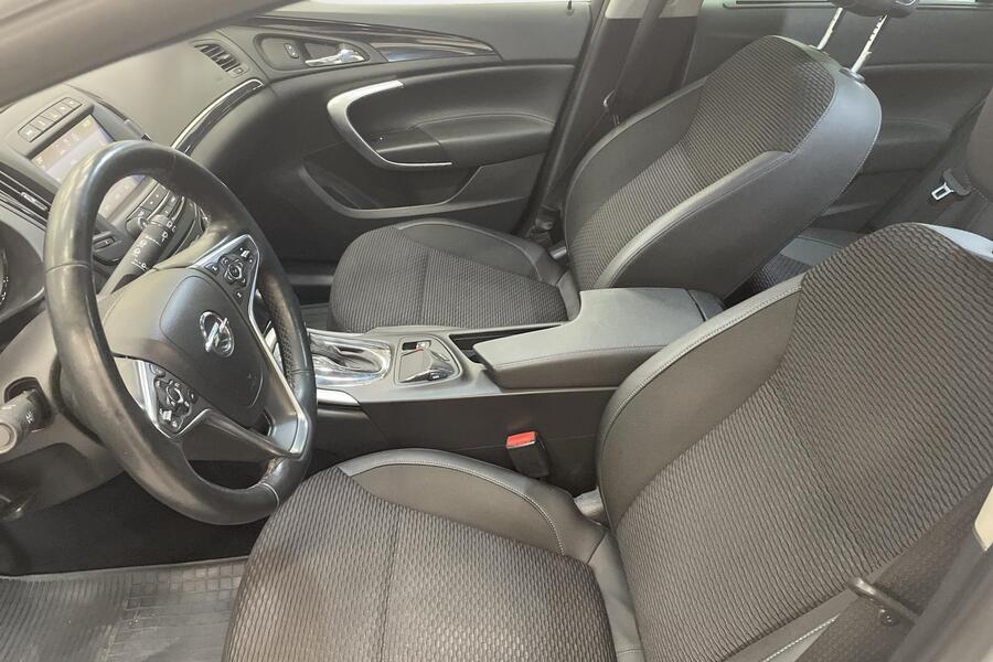 Opel Insignia vaihtoauto