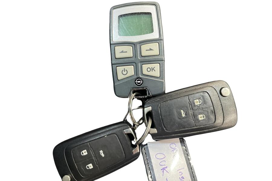 Opel Insignia vaihtoauto