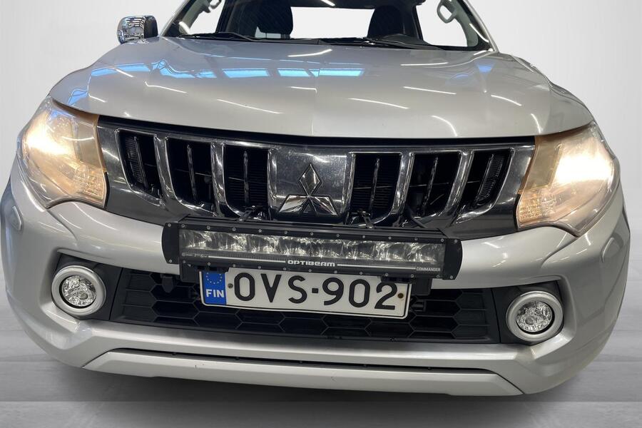 Mitsubishi L200 vaihtoauto