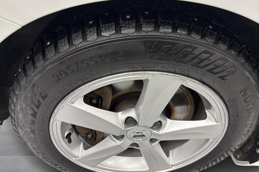 Volvo V40 vaihtoauto