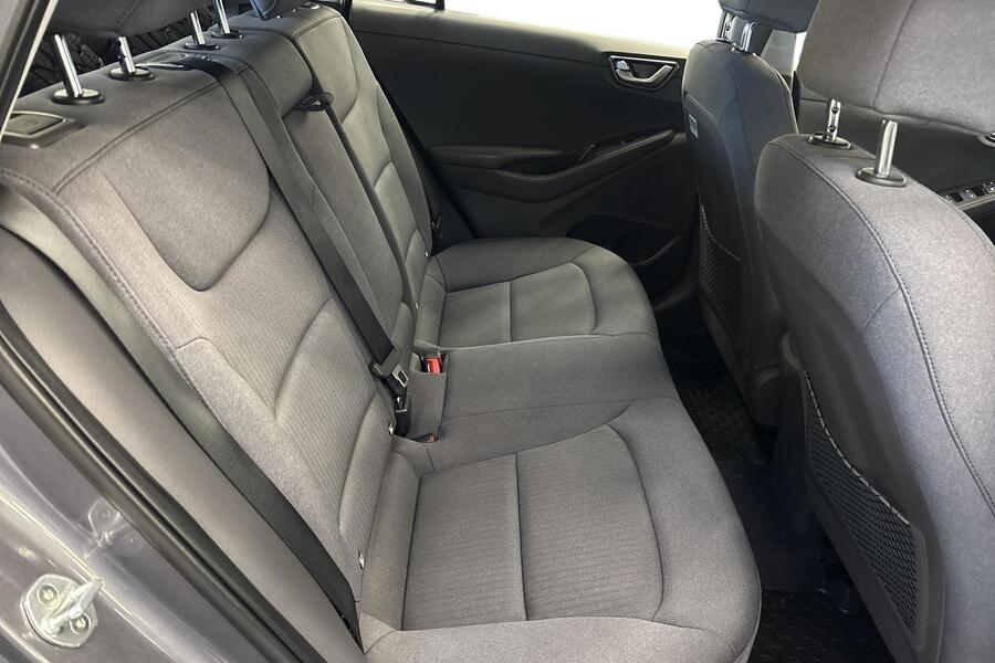 Hyundai IONIQ hybrid vaihtoauto