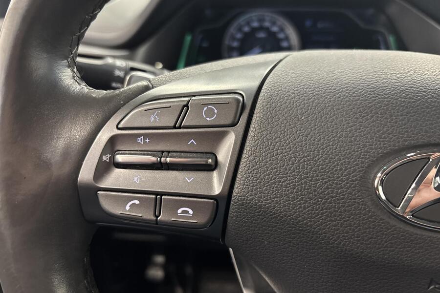 Hyundai IONIQ hybrid vaihtoauto