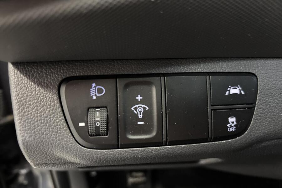 Hyundai IONIQ hybrid vaihtoauto