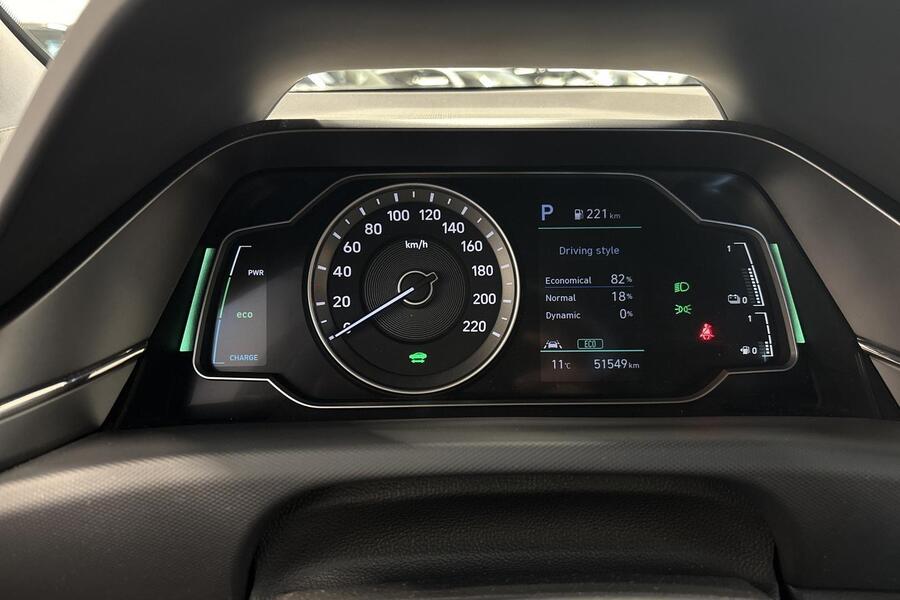 Hyundai IONIQ hybrid vaihtoauto