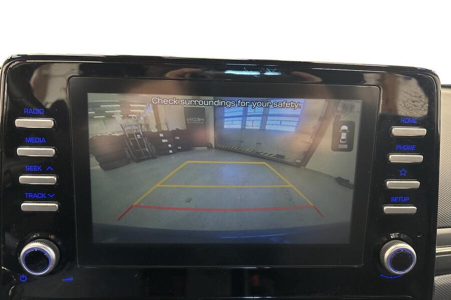 Hyundai IONIQ hybrid vaihtoauto