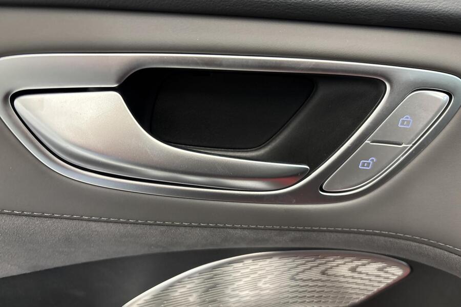 MG MGS6 EV vaihtoauto