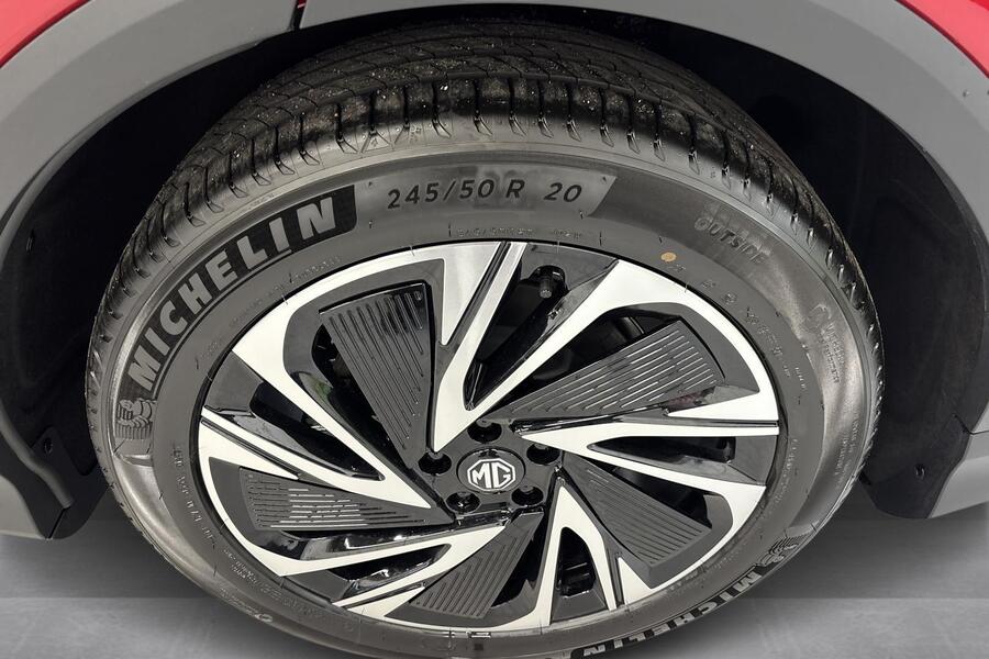 MG MGS6 EV vaihtoauto