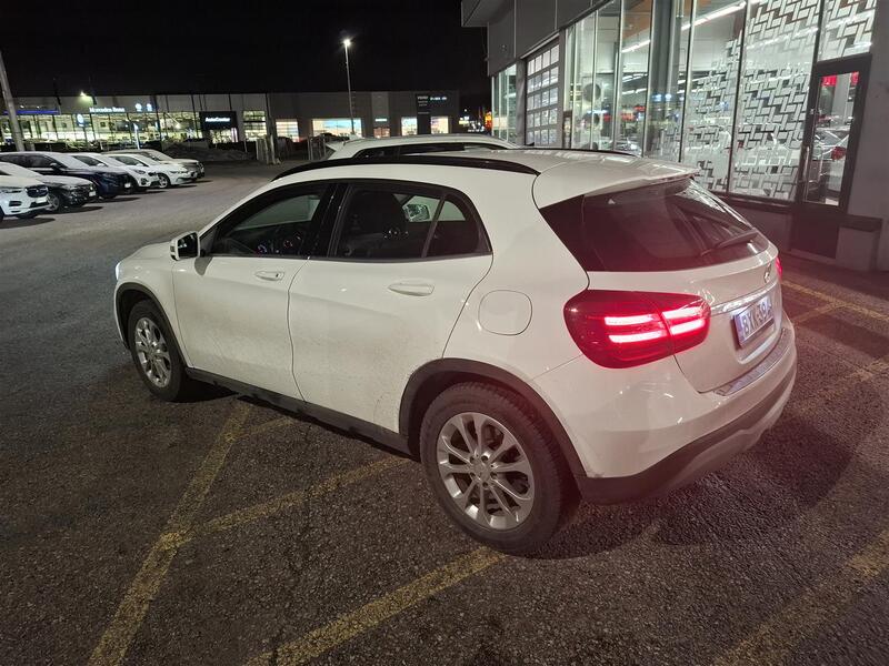 Mercedes-Benz GLA vaihtoauto