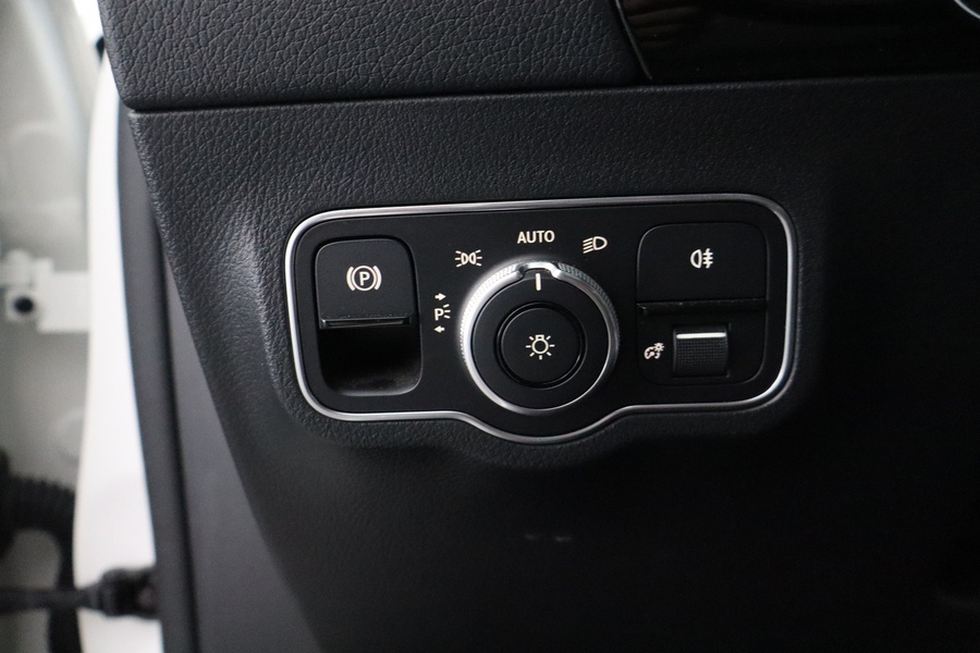 Mercedes-Benz EQA vaihtoauto