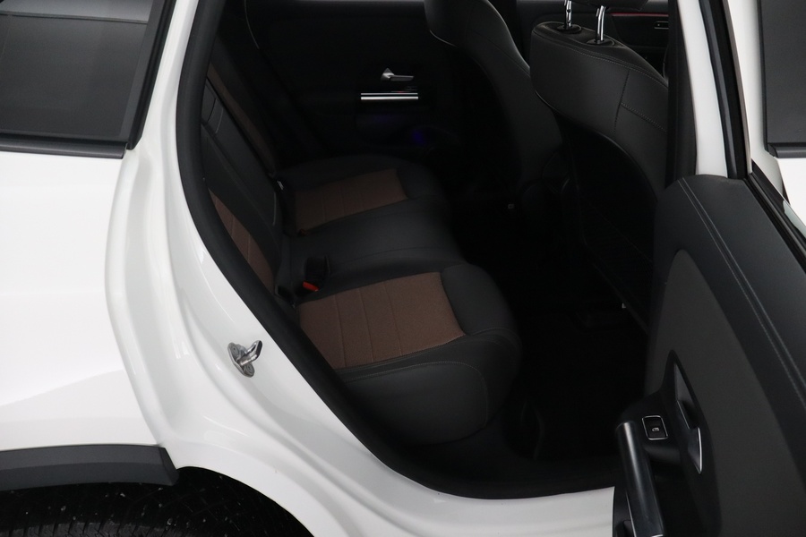 Mercedes-Benz EQA vaihtoauto