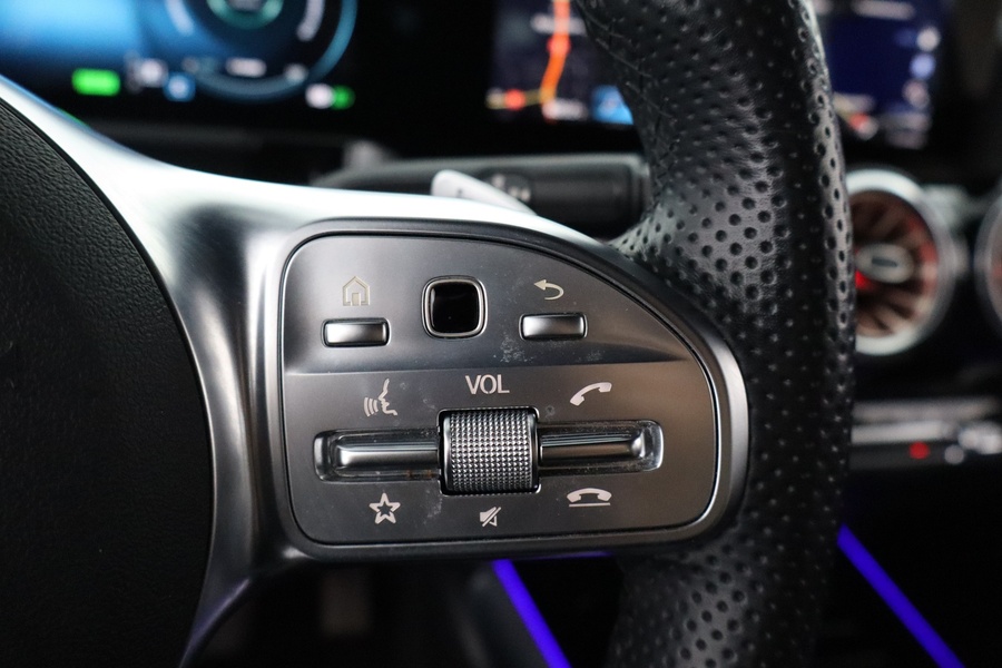 Mercedes-Benz EQA vaihtoauto