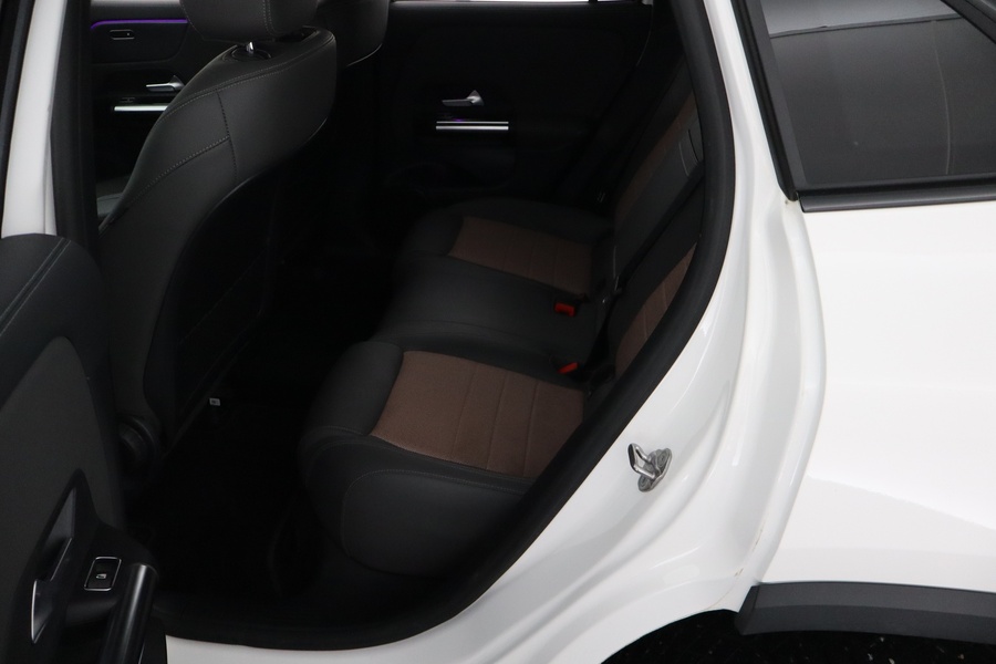 Mercedes-Benz EQA vaihtoauto