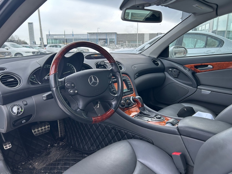 Mercedes-Benz SL vaihtoauto