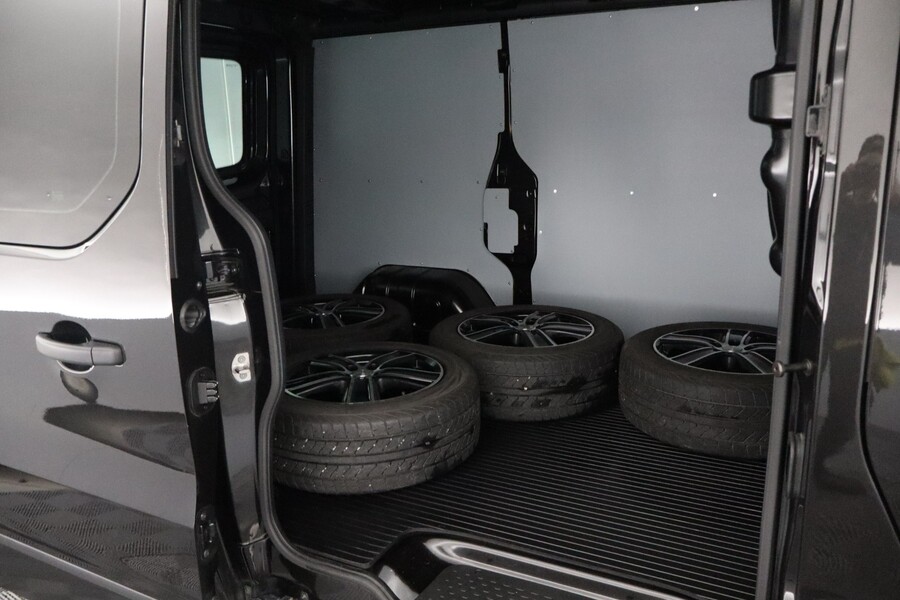 Renault Trafic vaihtoauto